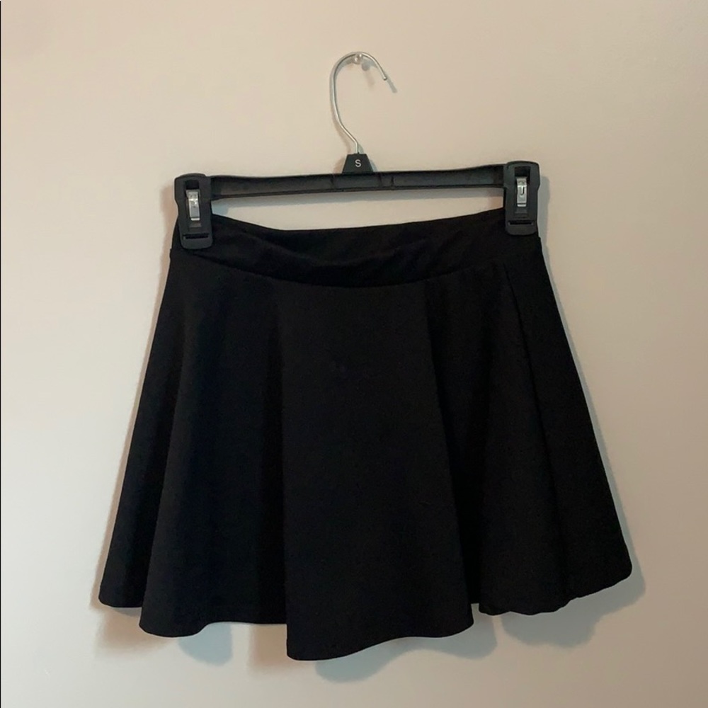 Mini Skater Skirt!!